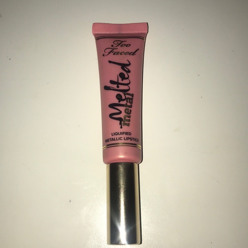 Too faced melted metal